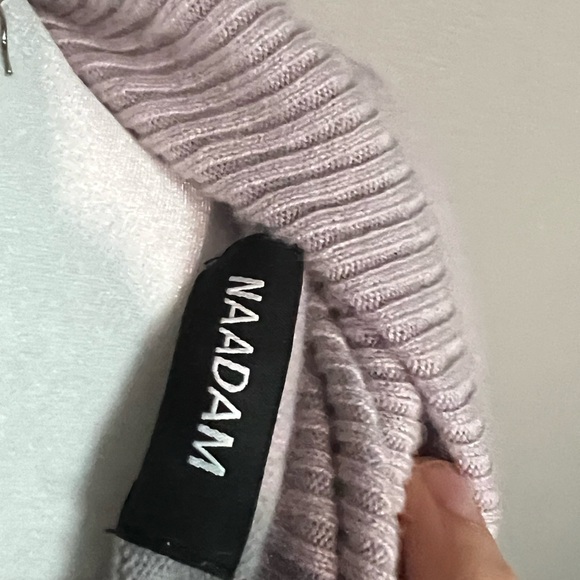 Naadam grey sweater dress size small NWOT light grey color no flaws sweaterdress - Picture 6 of 9